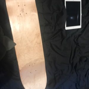 Skateboard deck